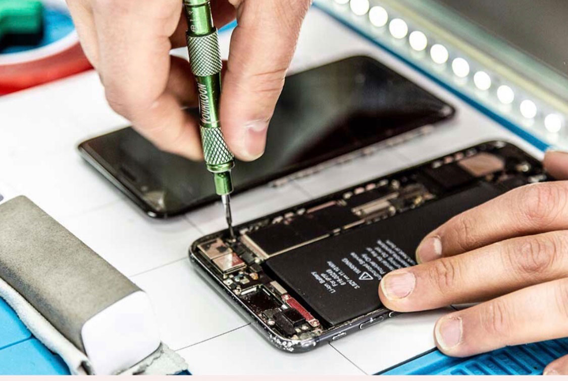 iPhone, Smartphone und Handy Reparatur in Lübeck